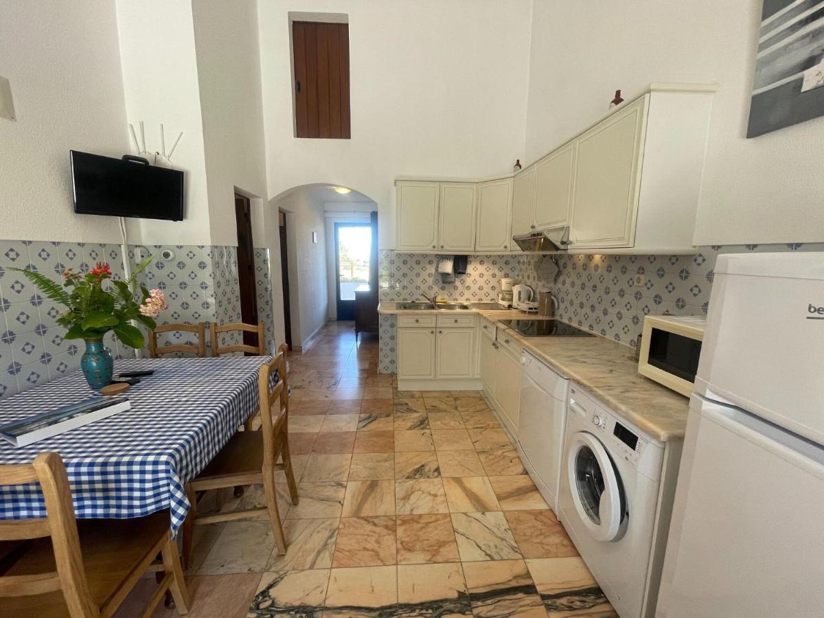 Inviting Holiday Home In Montemor O Novo With Pool Экстерьер фото